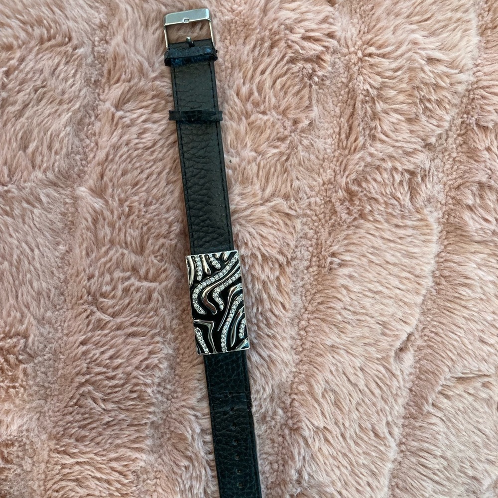 Lia Sophia Preowned Fierce black and silver zebra design bracelet